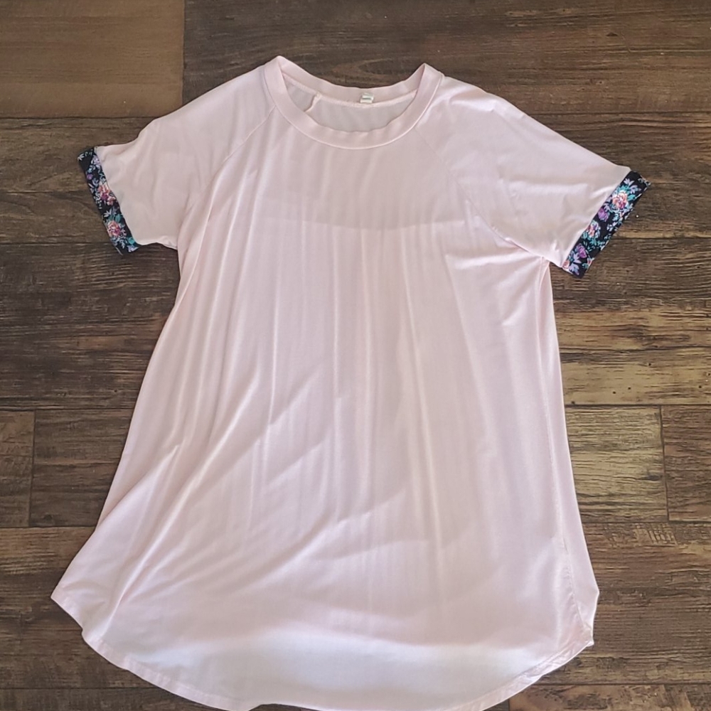 Pink maternity shirt